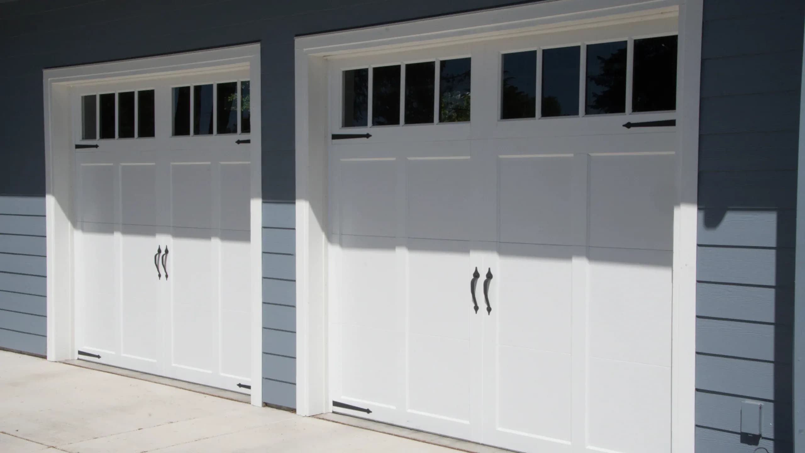 Les tendances actuelles en design pour portails et portes de garage