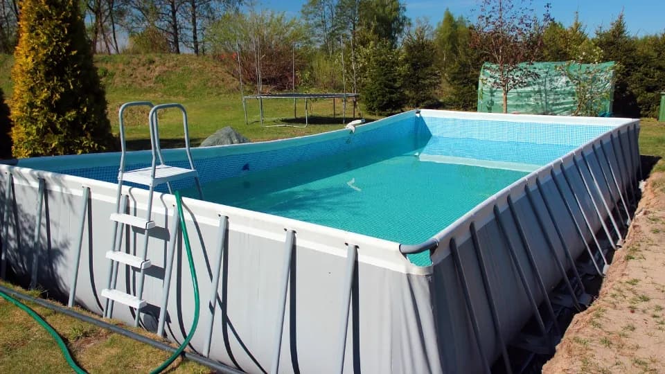 Comment vider une piscine hors sol ?
