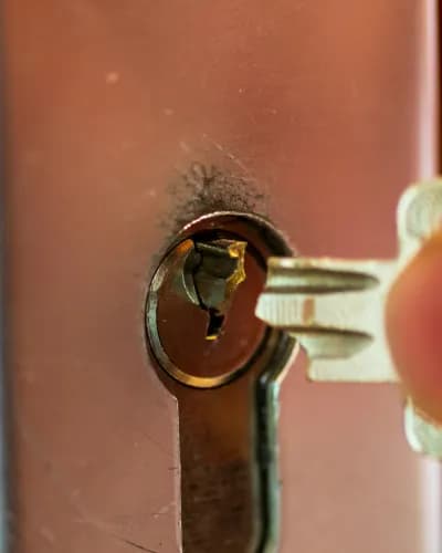 Les erreurs à éviter lors de l’installation d’une serrure