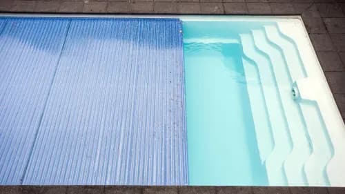 Quelle bâche choisir pour ma piscine ?
