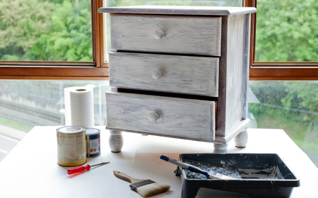 Comment repeindre des meubles en bois ?