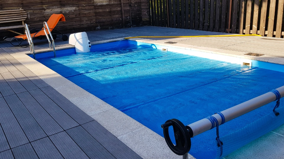 Tout savoir sur les bâches de piscine pour l’hivernage