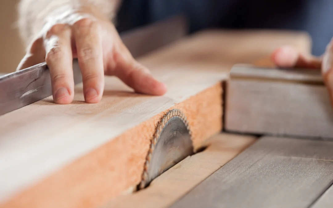 Cintrage du bois et formes complexes : techniques et astuces