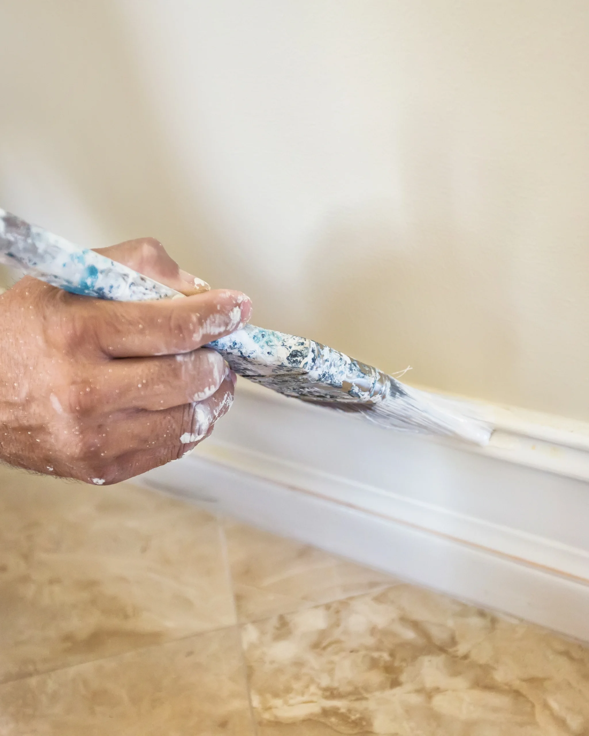 peinture plinthes moulures