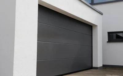 Porte basculante vs sectionnelle : quelle différence ?