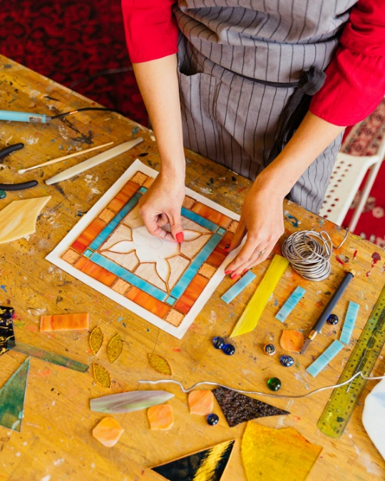 pose-de-mosaique-pate-de-verre