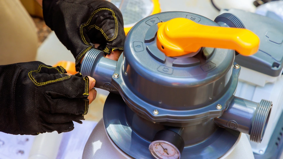 Quand faut-il changer la pompe de la piscine ?