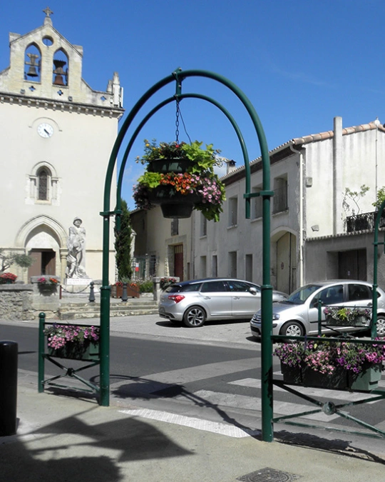 Trouver des artisans fiables et disponibles avec kelkun à Saint-Just pour vos urgences, dépannages et travaux