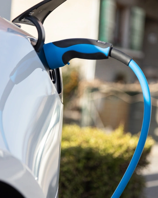 Trouvez rapidement un électricien certifié pour votre borne de recharge électrique. Dépannage express, travaux, entretiens... service 100 % gratuit avec kelkun