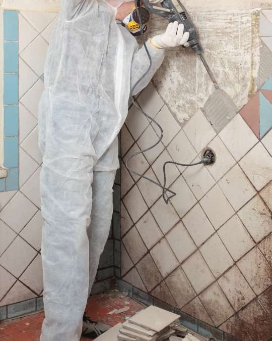 Trouvez un carreleur certifié pour la dépose de votre ancien carrelage Trouvez un carreleur certifié pour la dépose de votre ancien carrelage. Dépannage express, travaux, entretiens... service 100 % gratuit avec kelkun