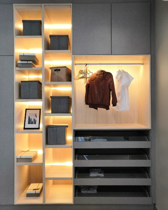 Trouvez un électricien certifié près de chez vous pour votre éclairage programmable. Dépannage express, travaux, entretiens... service 100 % gratuit avec kelkun