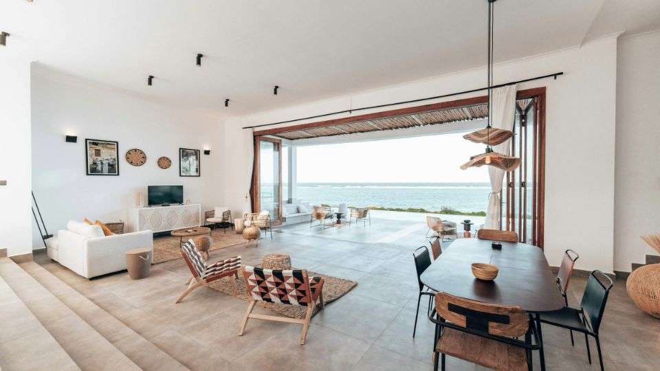 Plancher chauffant vs radiateurs basse température : confort, coût, travaux