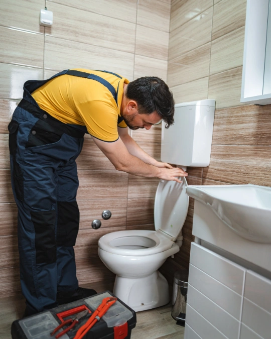 Trouvez rapidement un plombier certifié pour votre chasse d'eau. Dépannage express, service 100 % gratuit avec kelkun