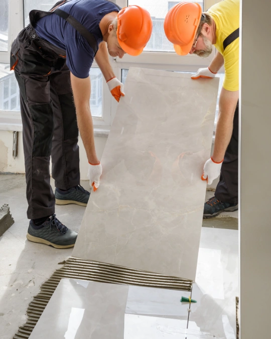 Trouvez un carreleur certifié pour la pose de carrelage grand format Trouvez un carreleur certifié pour la pose de carrelage grand format. Dépannage express, travaux, entretiens... service 100 % gratuit avec kelkun
