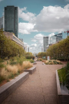 Trouvez rapidement un artisan qualifié à Nanterre. Dépannage express, travaux, entretien... service 100 % gratuit avec kelkun