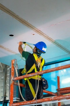 Trouvez rapidement un artisan qualifié à Mudaison. Dépannage express, travaux, entretien... service 100 % gratuit avec kelkun