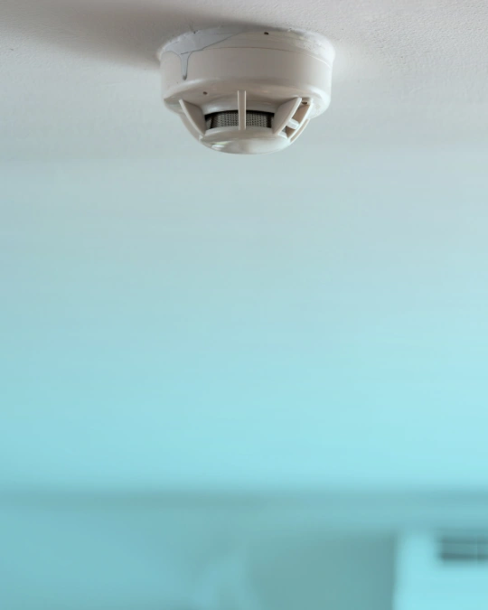 Détecteurs intérieur/extérieur : alarme, éclairage, scénarios. Trouvez un installateur de confiance avec Kelkun