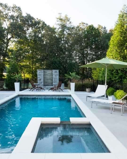 Installez une piscine spa par un pisciniste qualifié près de chez vous grâce à Kelkun